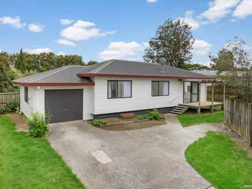 2/36 Convair Crescent, Mangere