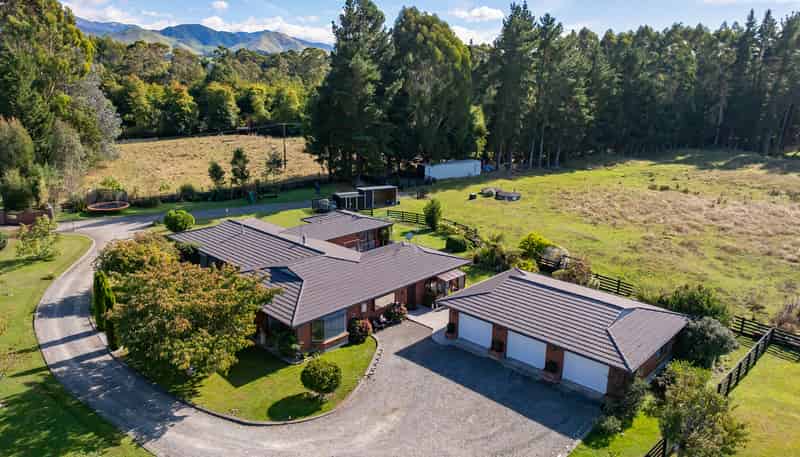 748 Norfolk Road, Carterton