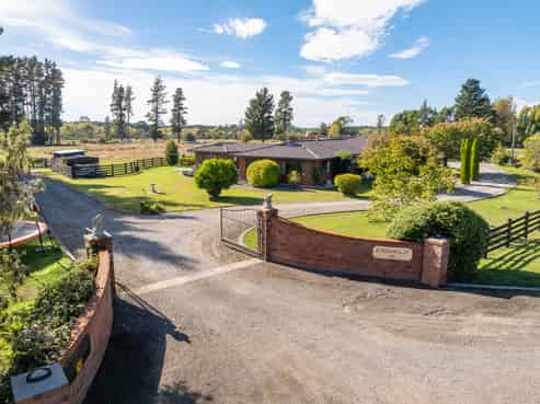 748 Norfolk Road, Carterton