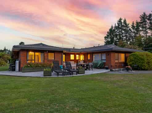 748 Norfolk Road, Carterton