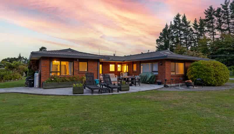 748 Norfolk Road, Carterton