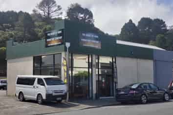 Cost-effective Offices, and Warehouse, with plenty of parking.