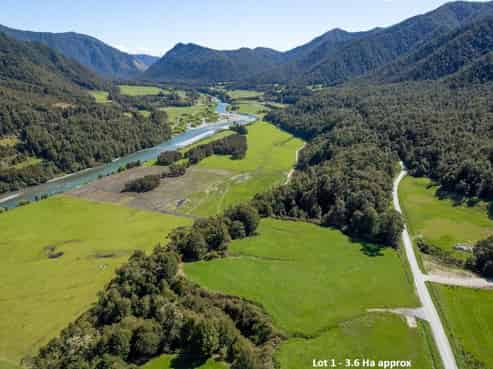 2094 Matakitaki Road, Murchison