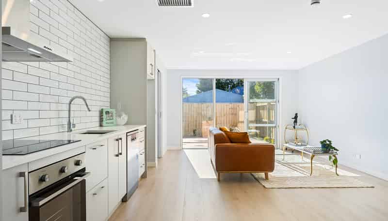 1-4/89 Jerrold Street North, Addington