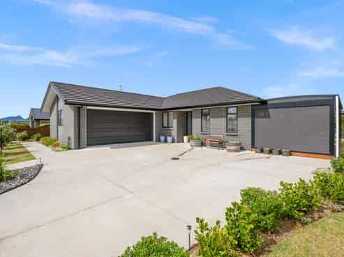50 Plover Street, One Tree Point