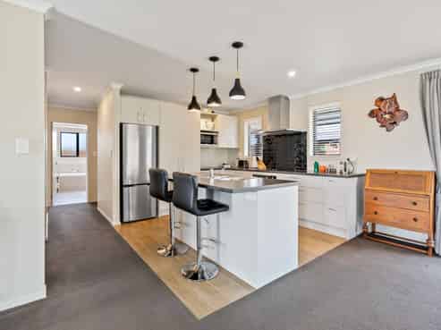 50 Plover Street, One Tree Point
