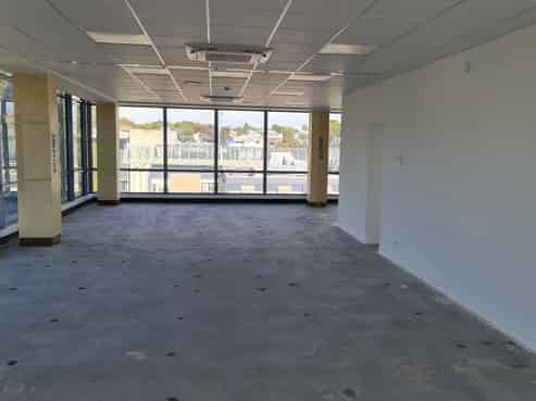 Superb 3rd floor Offices Ngāmotu House