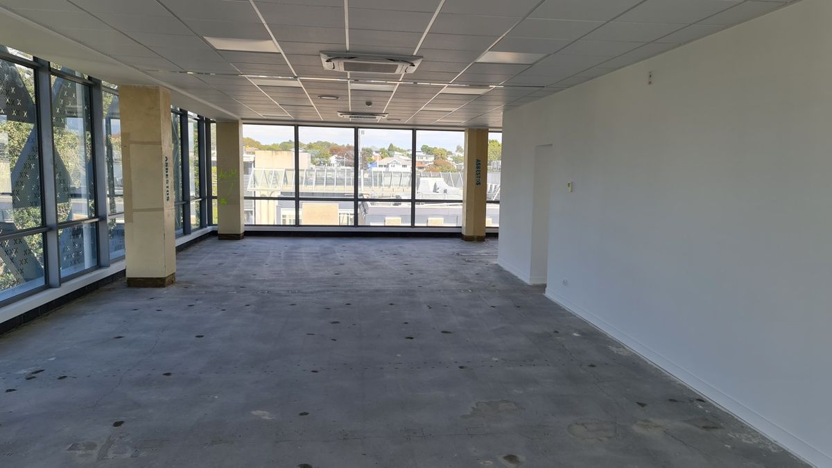 Superb 3rd floor Offices Ngāmotu House - Ansicht 2