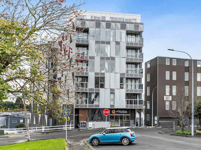 610/2B Augustus Terrace, Parnell