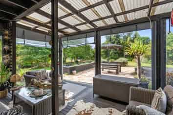 305 Whananaki North Road, Whangarei