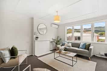 53 Hewer Crescent, Naenae