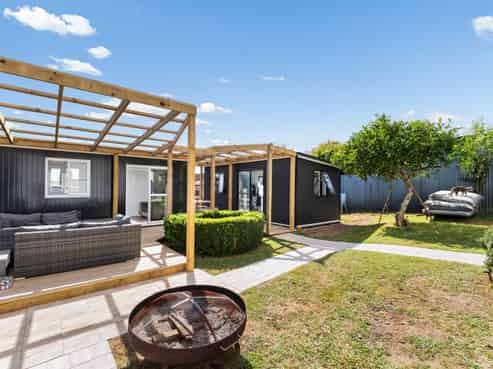 19 Black Road, Paengaroa