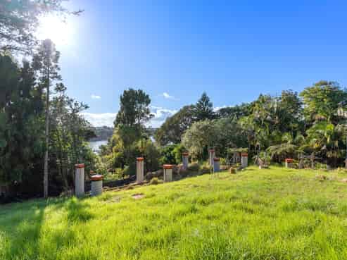 49 Hinemoa Street, Birkenhead