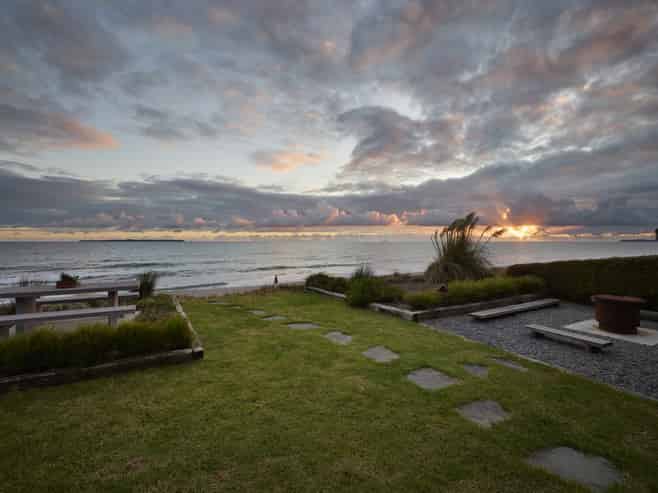 113 Karewa Parade, Papamoa