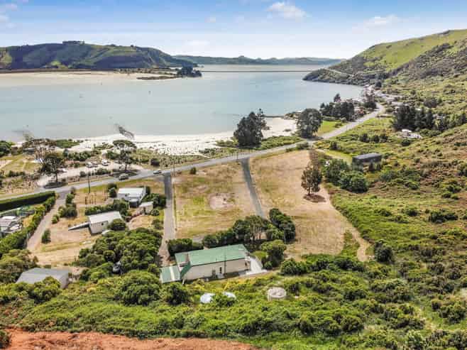 944 Harington Point Road, Harington Point