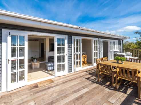 39 Pacific Parade, Surfdale