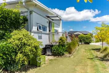1 Manaaki Circle, Paparoa