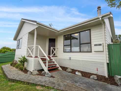 4A Kentwood Drive, Woodridge