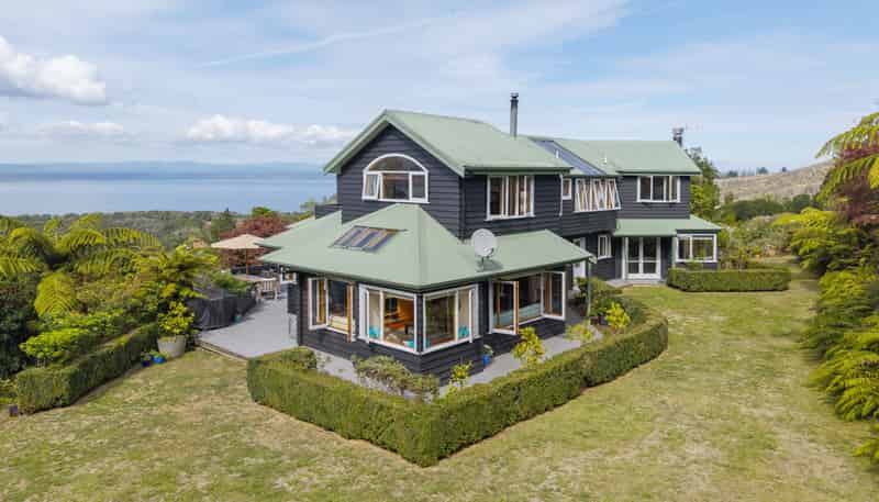 21 Brunette Drive, Acacia Bay
