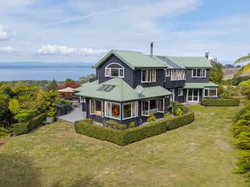 21 Brunette Drive, Acacia Bay