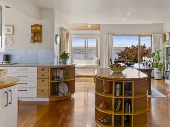 21 Brunette Drive, Acacia Bay