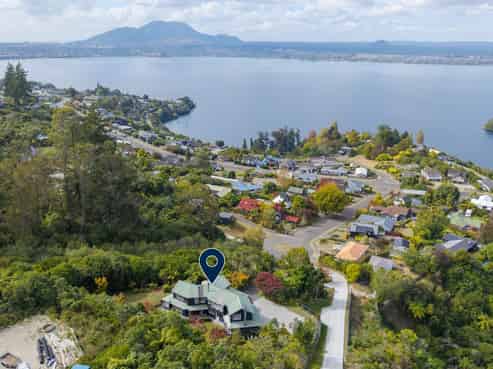 21 Brunette Drive, Acacia Bay