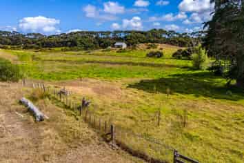 96 McManus Road, Pukenui