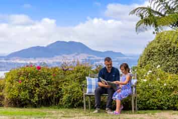 136 Highland Drive, Acacia Bay