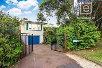 12 Stanaway Street, Hillcrest