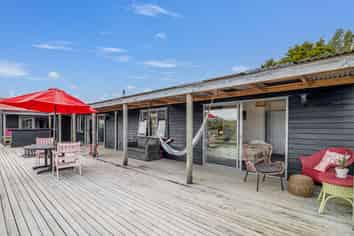 11/306 Oneriri Road, Kaiwaka