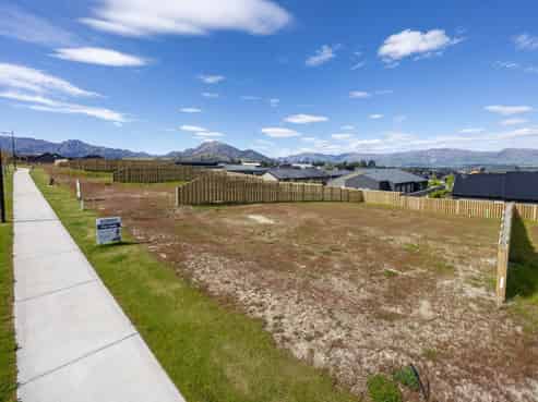 4 Callaghans Creek Rise, Wanaka