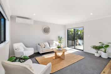 13 Olney Court One Tree Point, One Tree Point