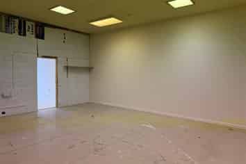 Rear Opportunity. Perhaps a cafe or a commercial kitchen or