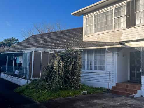 4 Millen Avenue, Pakuranga