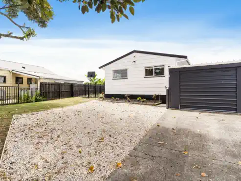 2/2 Hatherley Place, Clendon Park