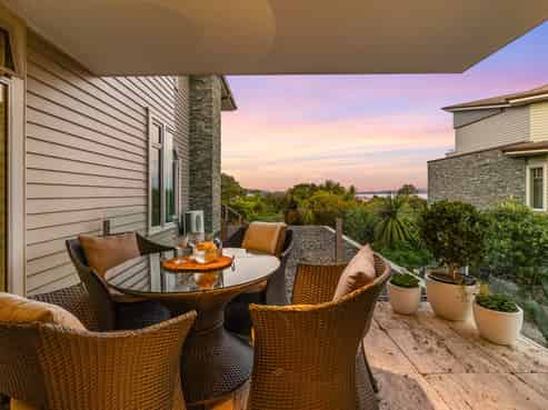 7 Little Compton Mews, Snells Beach