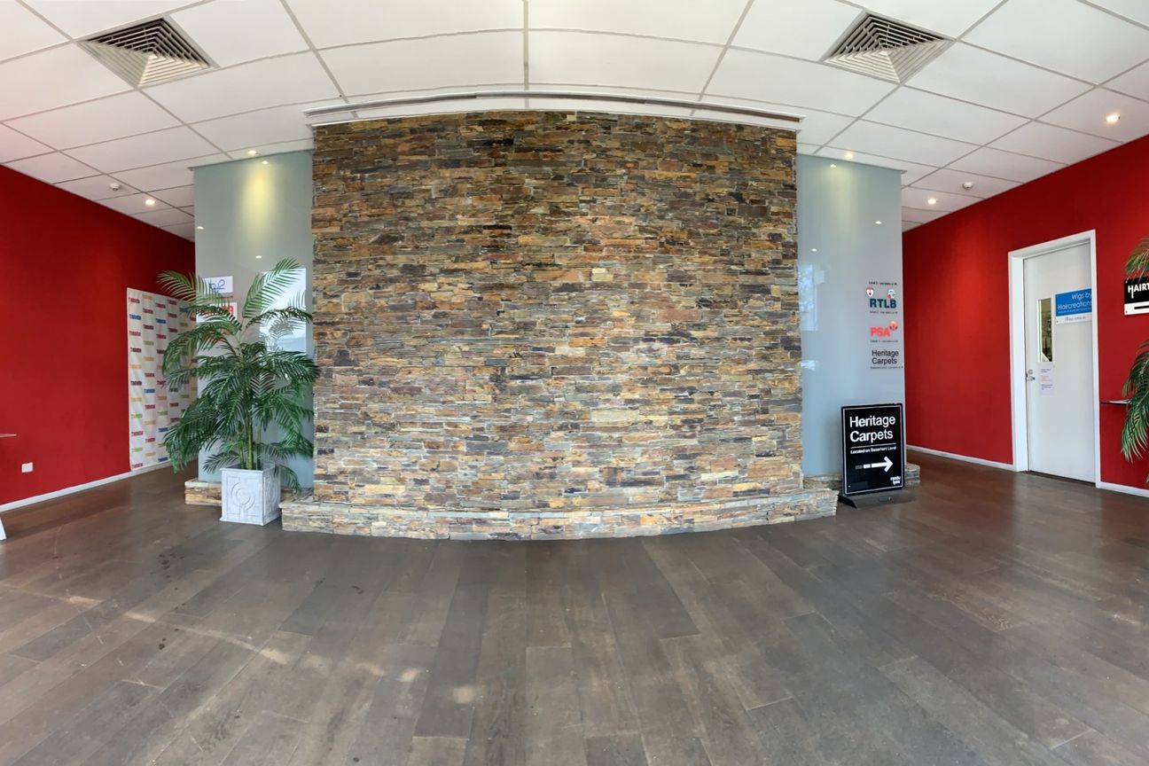 Light-Filled 220 m² Ground Floor Office | Eden Tce - Bild 6