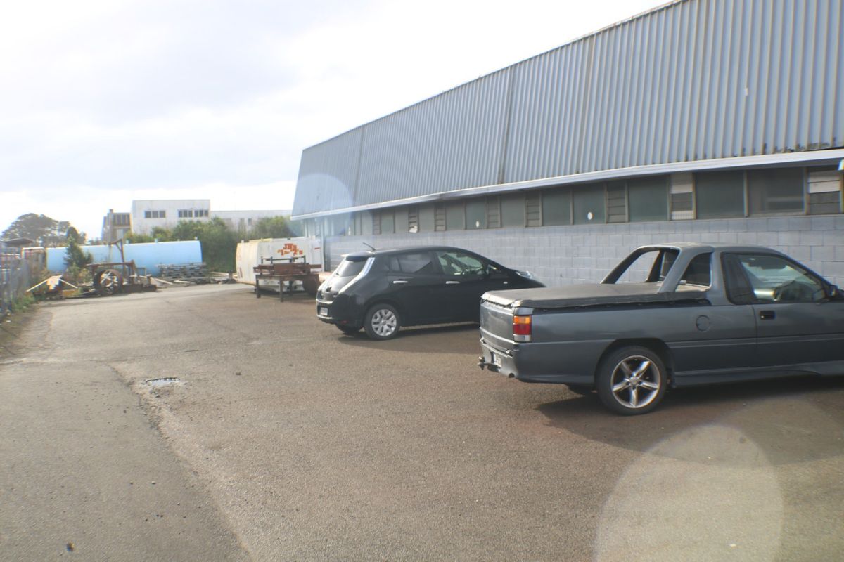 Tremaine Avenue Rear Workshop/Warehouse - View 5