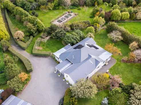 1832 State Highway 2, Greytown