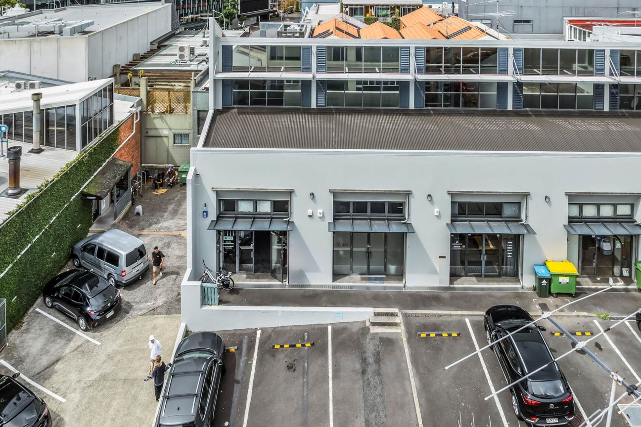 LIVE/WORK RETAIL/SHOWROOM - Vista 3