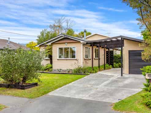 16 Ngaio Street, Saint Martins