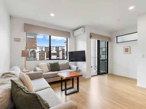 17 Bloom Crescent, Sunnyvale