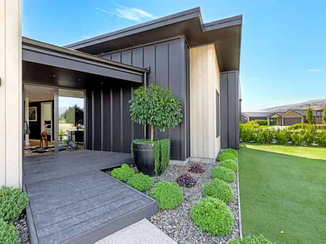 11 Blondie Drive, Cromwell