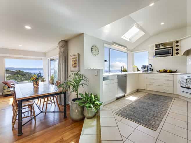 42 Fifeshire Crescent, Stepneyville