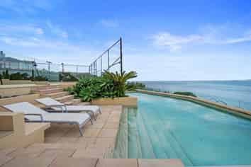 207 Beach Road, Campbells Bay