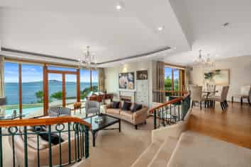 207 Beach Road, Campbells Bay