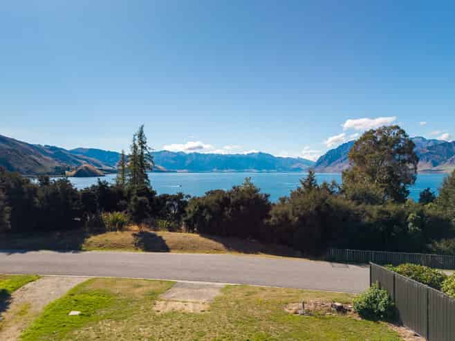 48 Flora Dora Parade, Lake Hawea