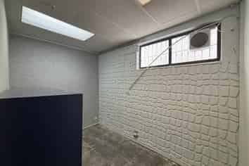 Modern, Versatile CBD Retail Opportunity