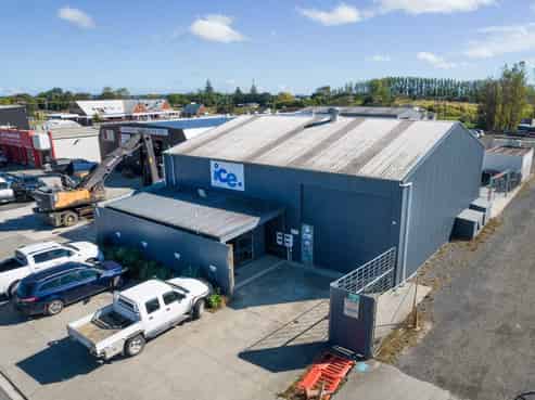 Northland Ice and Baitup Business and Property
