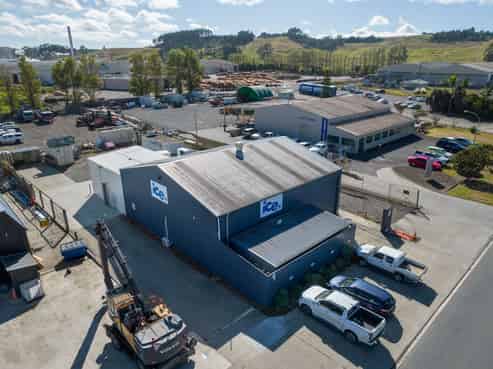 Northland Ice and Baitup Business and Property
